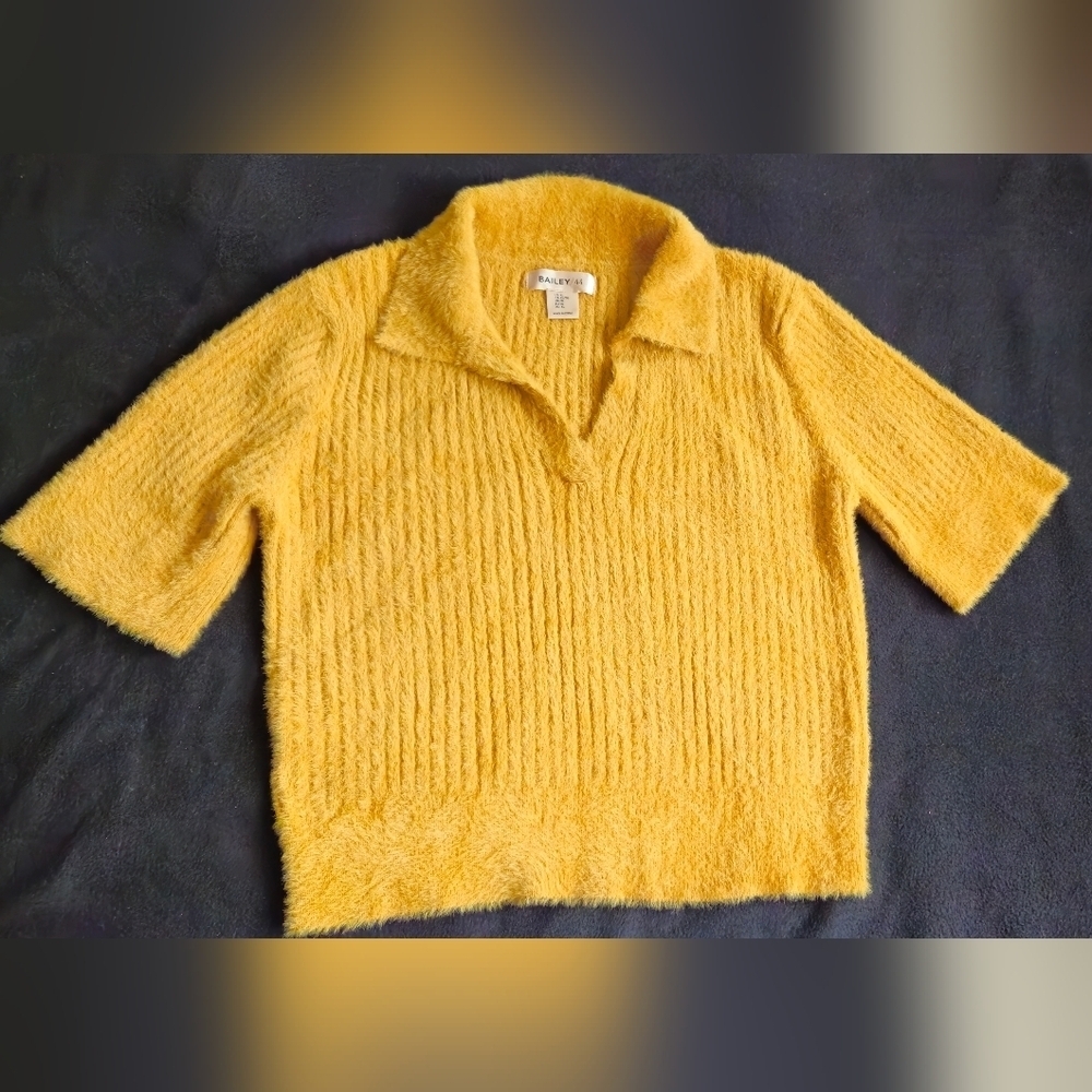 Bailey 44 V-Neck Collarded Fuzzy Mustard Gold Sweater - Size XL - Picture 3 of 7